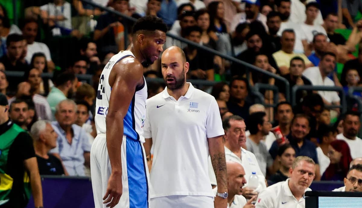 ספאנוליס: "אנחנו צריכים לפתוח שטחים לג'יאניס"