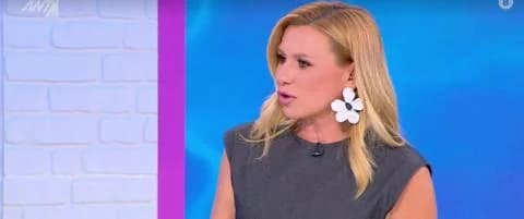Συγκινημένη η Καραβάτου: Ευχές στον Κατσούλη στον ΑΝΤ1