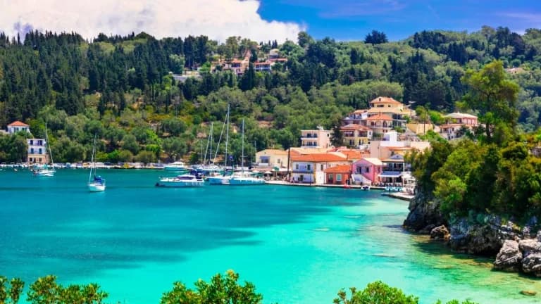 Hohe Nachfrage nach Immobilien auf griechischen Inseln - Preissteigerungen und Standorte