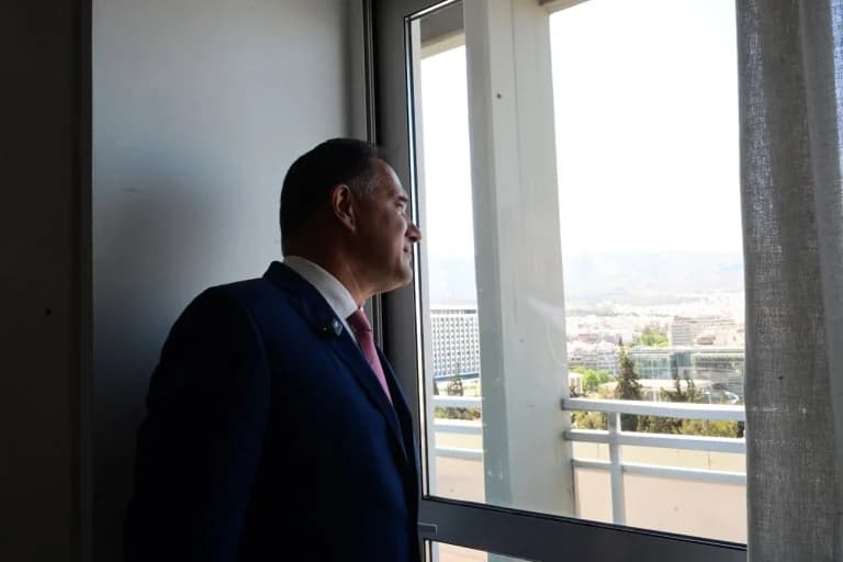 ΕΣΥ: Πολιτική αντιπαράθεση για την κατάσταση στα δημόσια νοσοκομεία