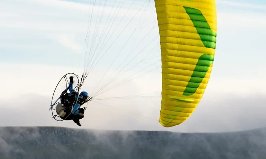 Kiti: Tödlicher Paramotor-Unfall – Mehrere Verletzungen als Todesursache