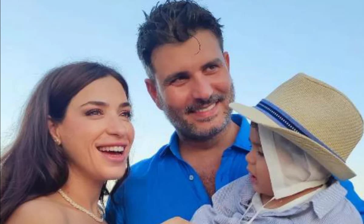 גריגוריוס גאורגיו ומריליה חרידימו: טקס הטבילה של בנם בסיפנוס