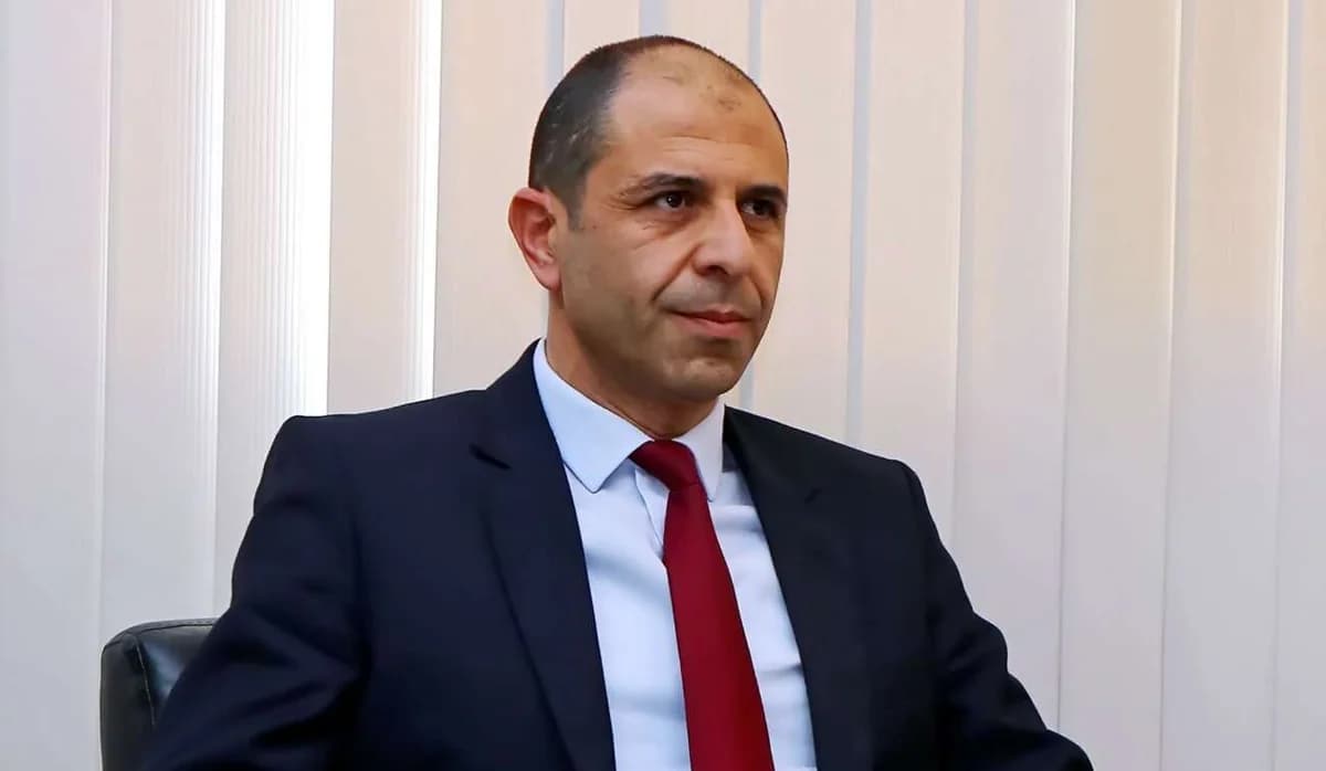 Özersay: Cyprus Impasse with Tatar or Erhürman