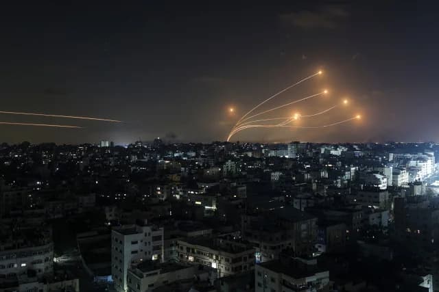 Air Raid Sirens in Tel Aviv – Missile Launched from Yemen