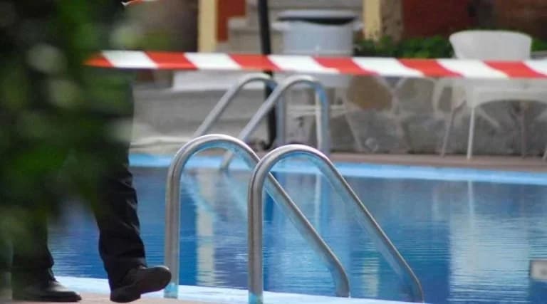 Трагедия на Паксосе: 4-летняя девочка утонула в бассейне виллы