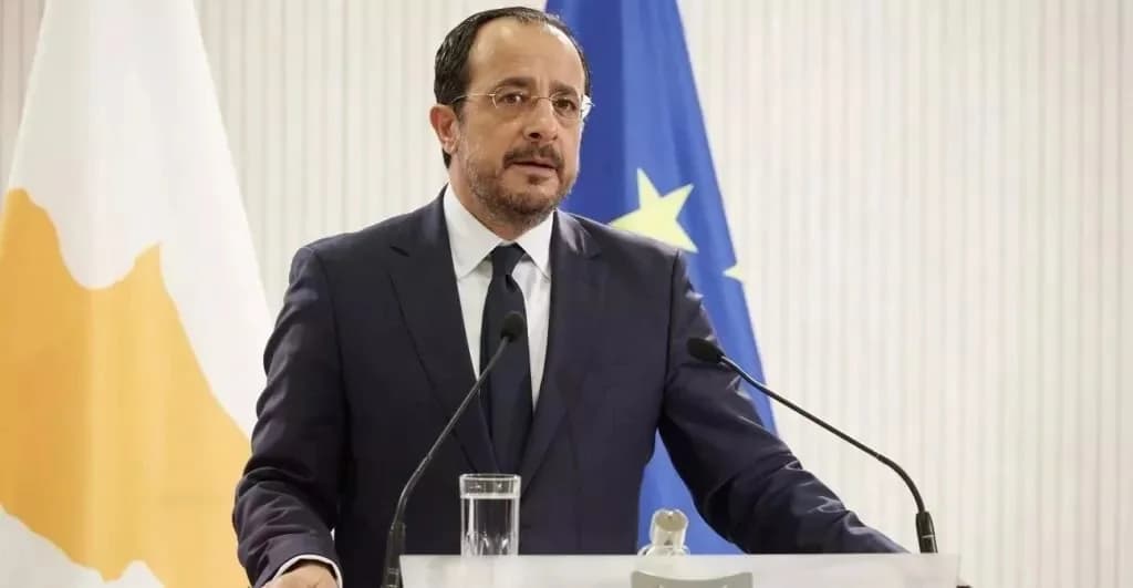Τι θα γίνει με τους 29 συνταξιούχους με πολιτειακά αξιώματα;