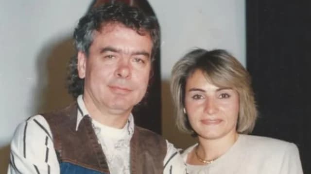 Loukila Karrer-Plessas: Bewegende Hommage an Giannis Poulopoulos