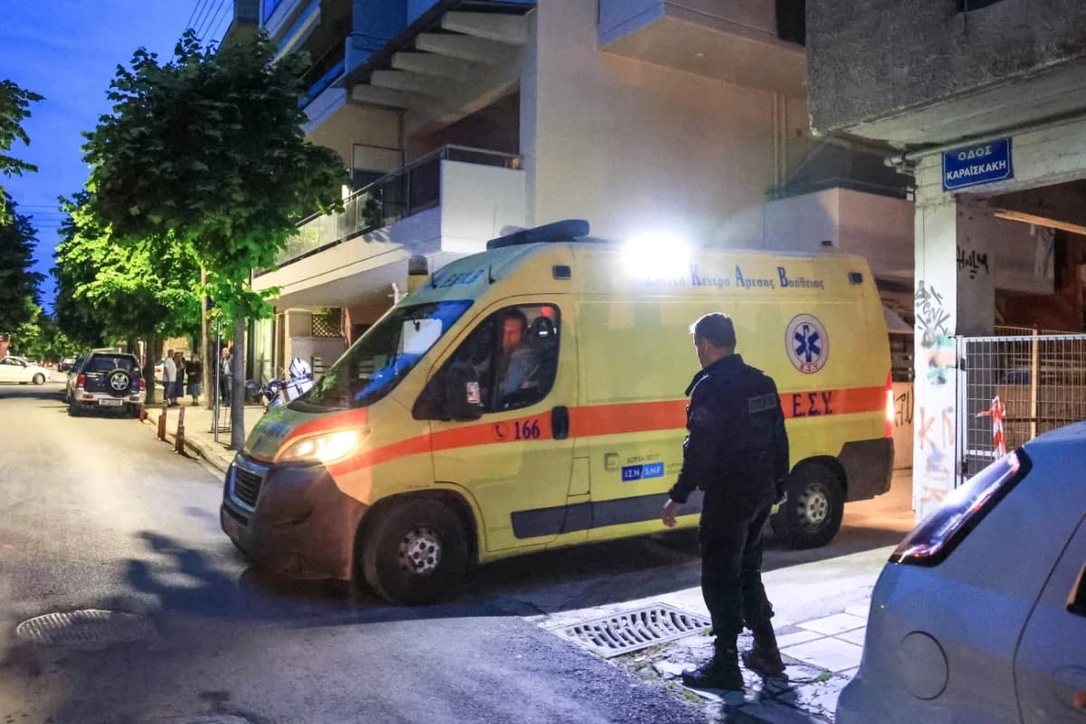 特里卡拉：母亲和儿子在家中被发现死亡