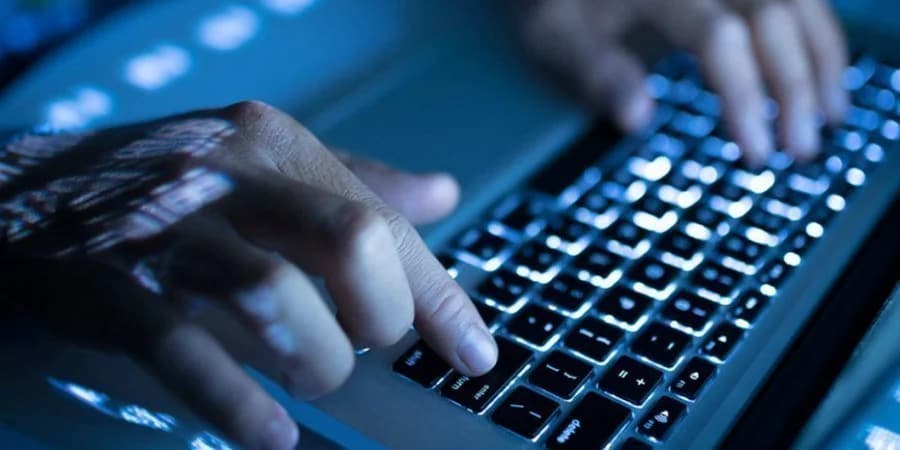 Alerta de estafa por correo electrónico: EAC advierte sobre facturas de electricidad falsas