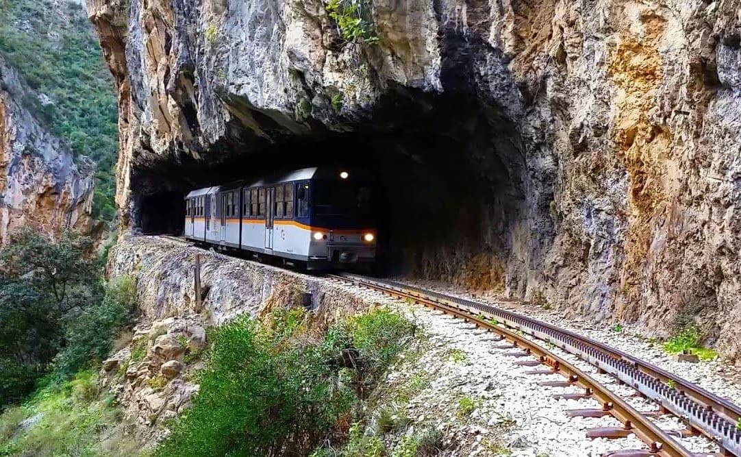 Kalavryta: Zug steht still, Passagiere werden gerettet