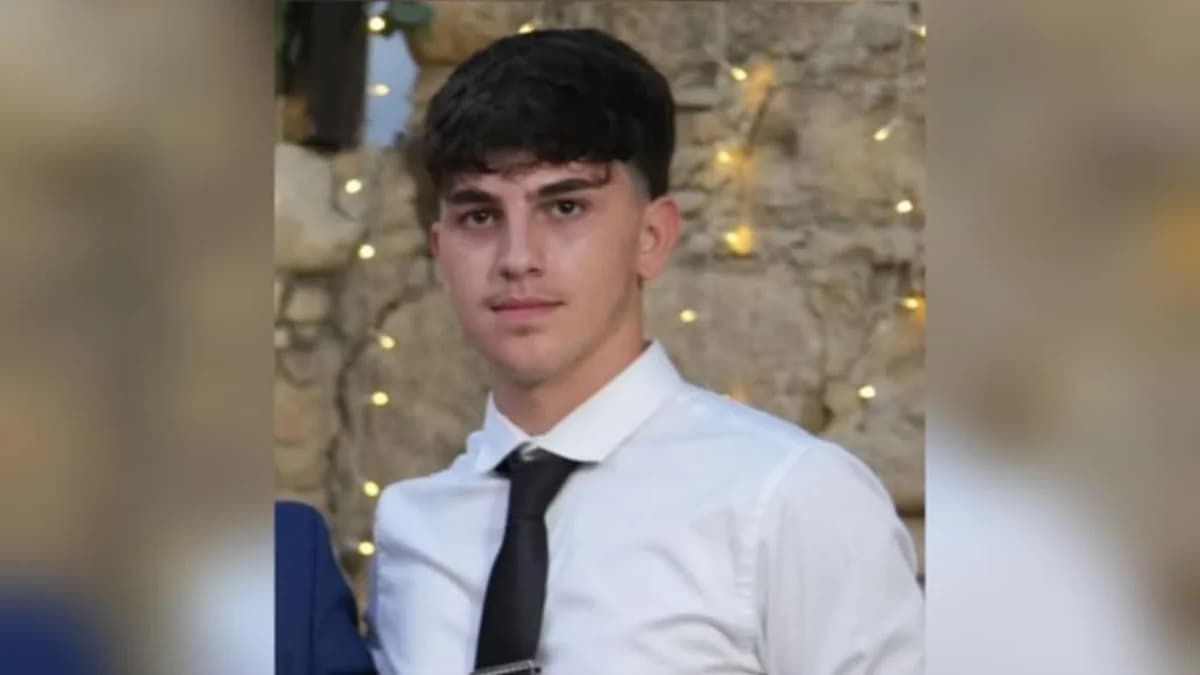 Trauer in Aradippou um den 19-jährigen Christos Christakis