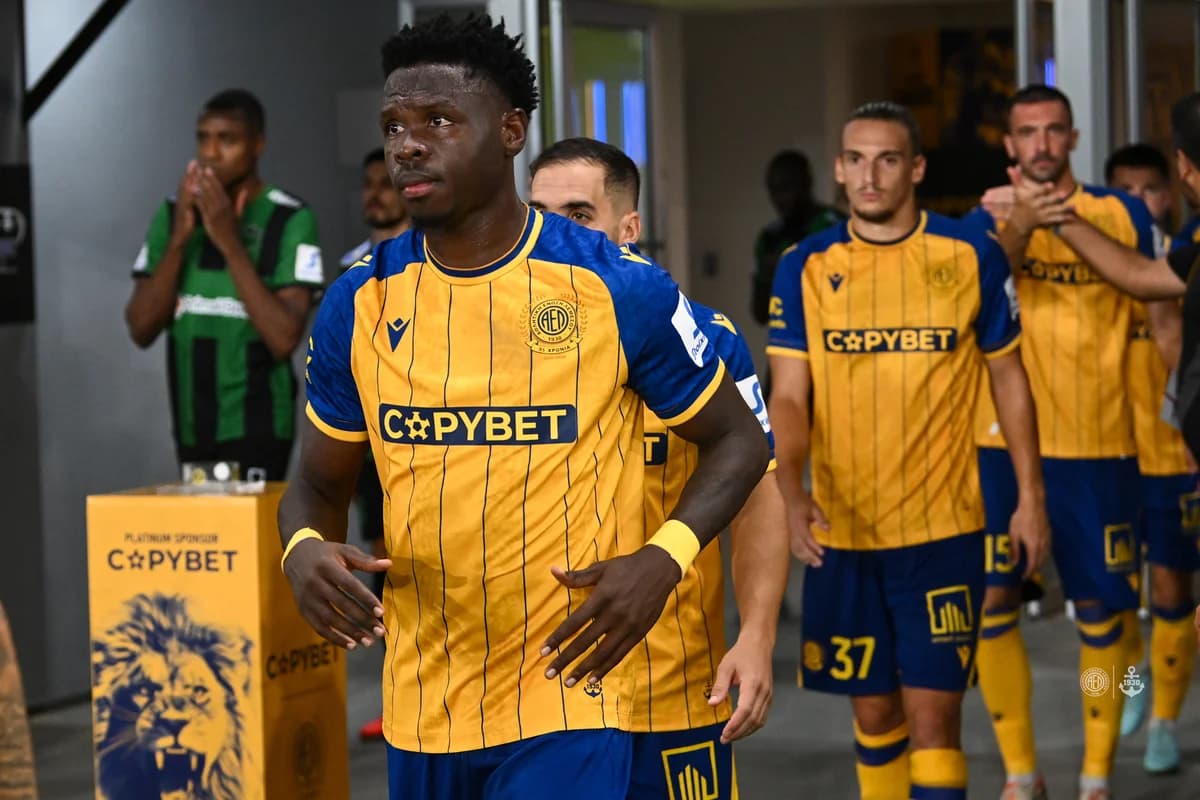 Positive Reviews for Keller's Debut with AEL