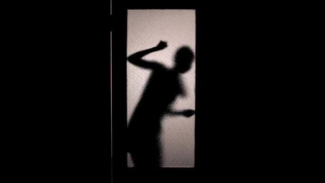 Китай: женщину спасли после того, как она написала сообщение кровью