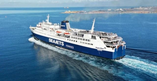 «Super Star» wegen mechanischen Defekts in Alonissos gestrandet