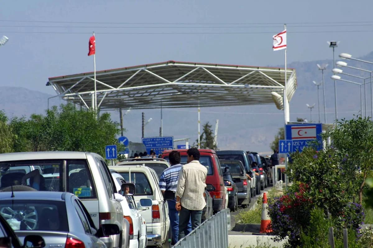 Νέοι περιορισμοί στις διελεύσεις Τ/κ προς ελεύθερες περιοχές