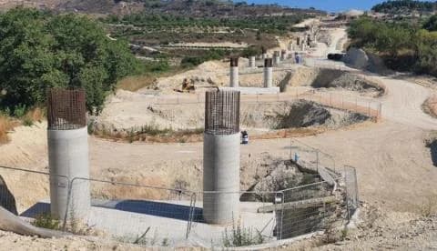 Verzögerung des Straßenprojekts Paphos-Polis aufgrund einer Beschwerde