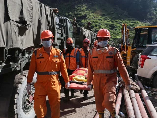India: Cinco muertos por las lluvias torrenciales en Cachemira