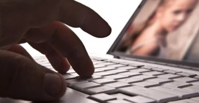 Ζόρα: Θύμα σεξουαλικής κακοποίησης, φωτογραφίες της πωλούνται στο X