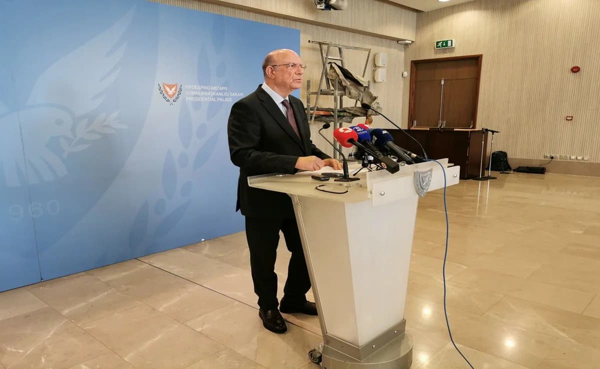 Φορολογική μεταρρύθμιση: Ακόμη και απόσυρση εξετάζει ο Κεραυνός