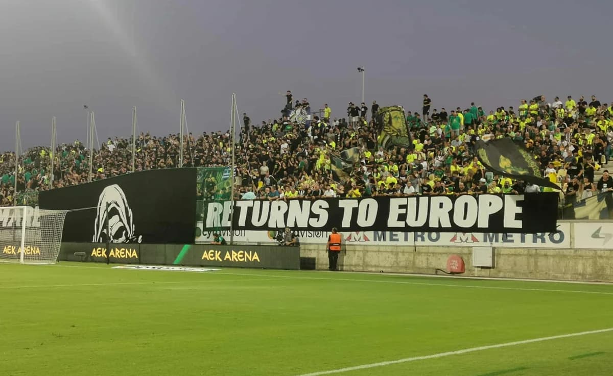 Herzlicher Empfang für AEK-Fans in der «AEK Arena» (Video)