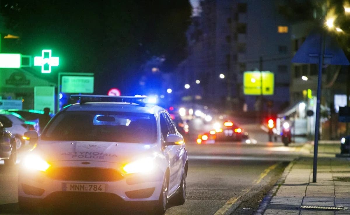 在帕拉利姆尼的家中发现一名男子死亡