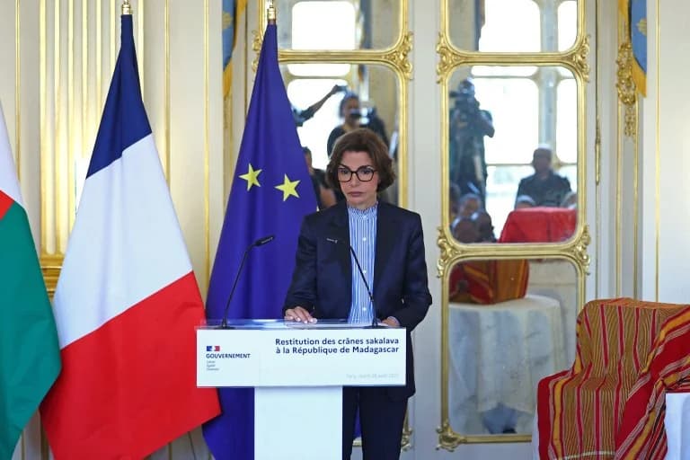 Frankreich gibt sterbliche Überreste nach Madagaskar zurück