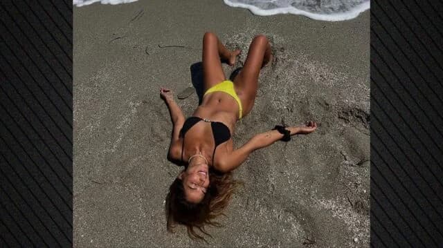 Katerina Papoutsaki: Urlaubsbilder am Strand