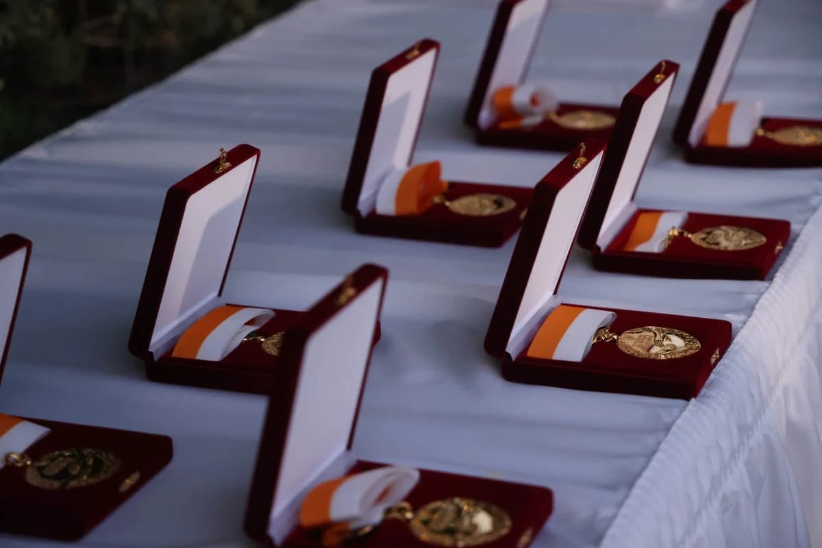 President Christodoulides Awards Medal of Outstanding Service to Cypriot Diaspora