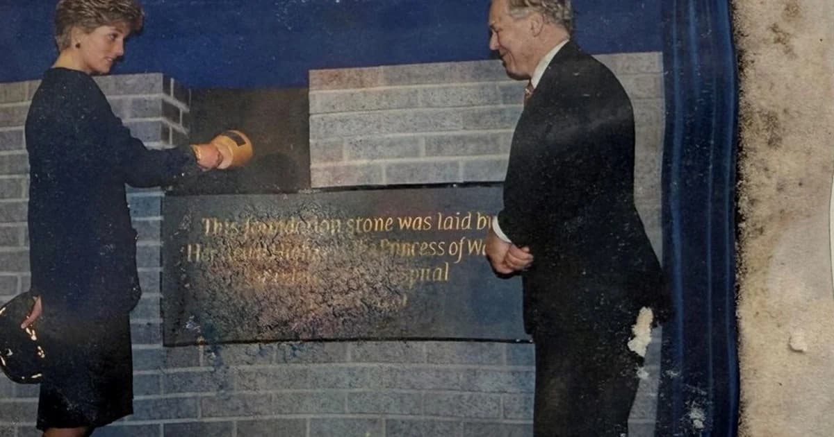 Cápsula del tiempo de la princesa Diana abierta antes de tiempo: ¿qué había dentro?