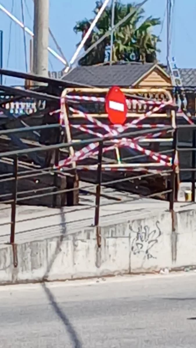 Fußgängerbrücke in Zakynthos gesperrt