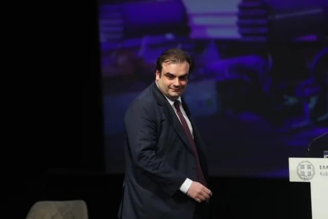 Πιερρακάκης: Η Θεσσαλονίκη αλλάζει και πρωταγωνιστεί