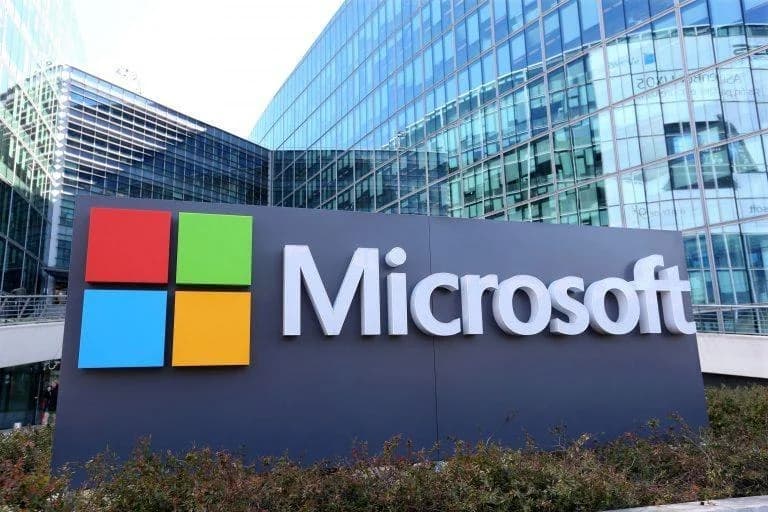 Microsoft entlässt Mitarbeiter nach Protest im Büro des Präsidenten