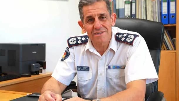 Longginos insiste en la teoría del incendio provocado en el fuego de Limassol
