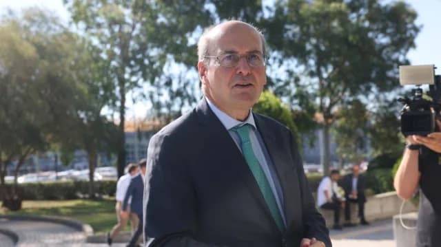 Hatzidakis: Starke Wirtschaft und Streitkräfte sind patriotische Politik