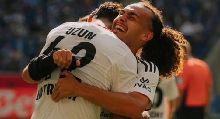 Eintracht Wins Second Game, Leverkusen Collapses