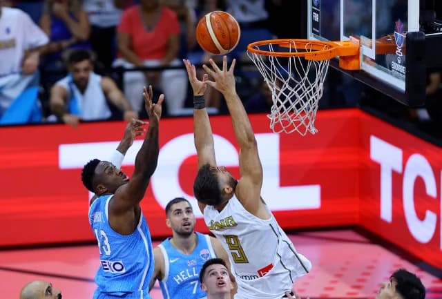 Fotoreportage: Zypern gegen Griechenland bei EUROBASKET 2025