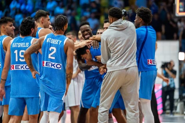 Eurobasket 2025: 'Fatouro' a Samodourov tras su actuación contra Chipre