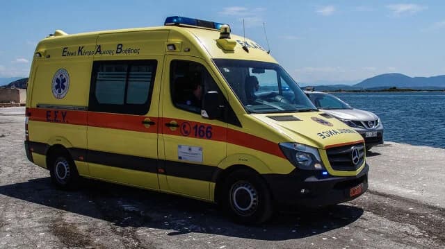 Agathonisi: Encuentran 26 inmigrantes y el cuerpo de una mujer