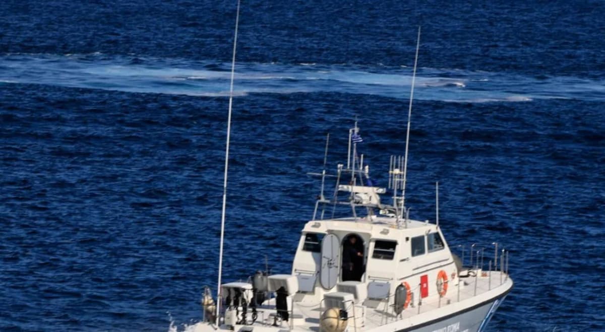 Chios: 4 Polizisten nach Flucht eines Gefangenen ins Meer festgenommen