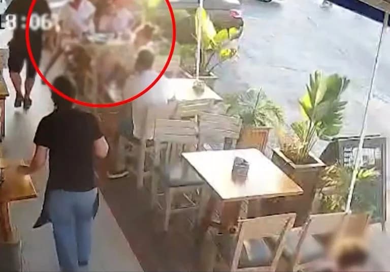 Crete: Tavern Employee Saves Tourist with Heimlich Maneuver
