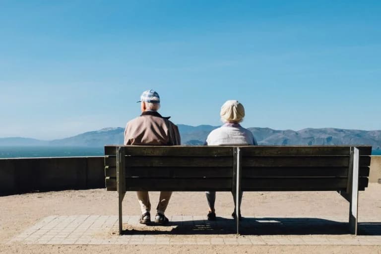 Η μακροζωία επιβραδύνεται: Οι γενιές μετά το 1939 δύσκολα θα φτάσουν τα 100