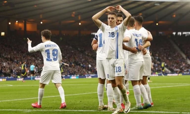 Selección Nacional de Grecia: Jugadores piden apoyo (vid)