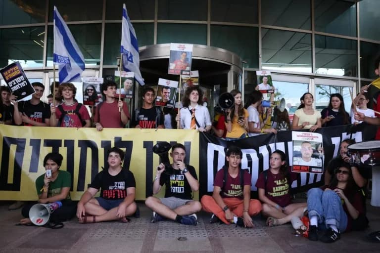 Israel: Studenten streiken für Frieden und Freilassung von Geiseln