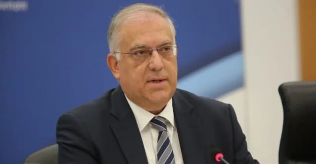 Θεοδωρικάκος: Στήριξη στη μεσαία τάξη και αυστηροί έλεγχοι στα σούπερ μάρκετ