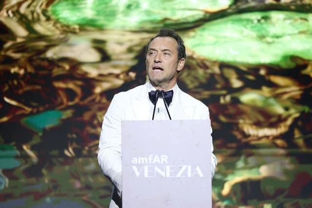 Jude Law spielt Putin bei den Filmfestspielen von Venedig