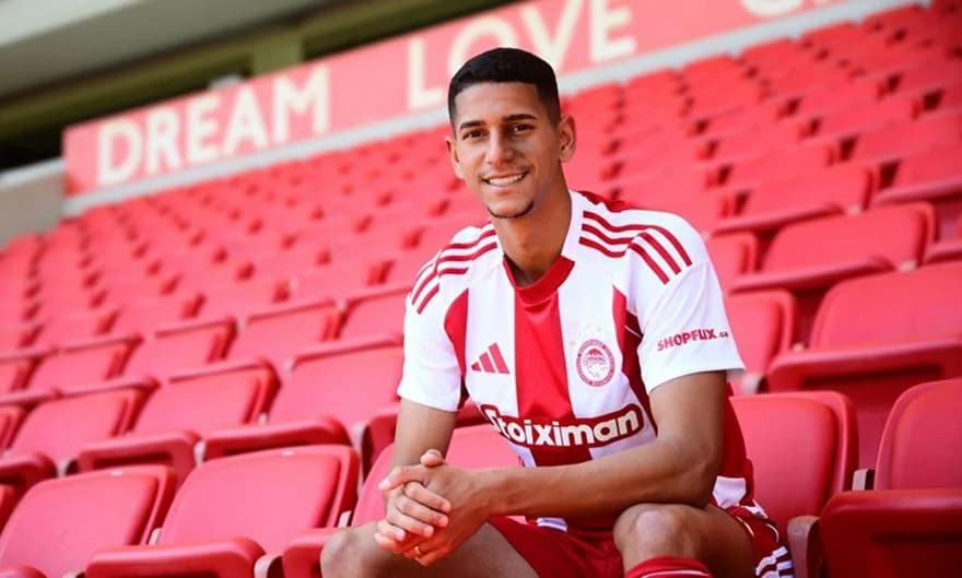 Olympiacos gibt Verpflichtung von Gustavo Mansa bekannt