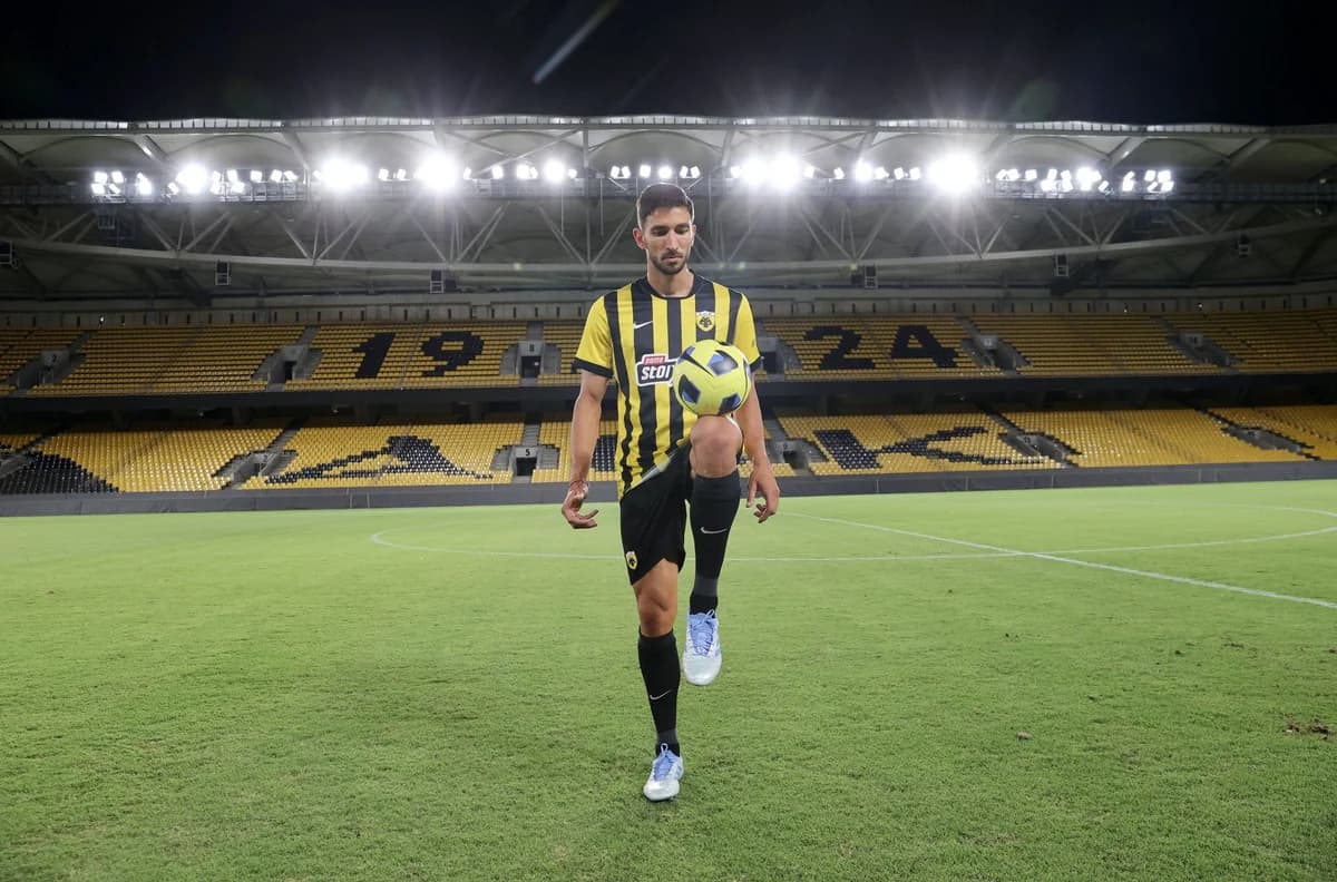 Marko Grujić: Emotional Farewell to Porto and Transfer to AEK