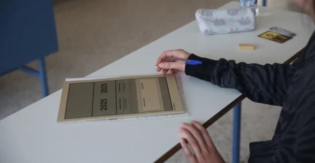 משרד החינוך מכריז על תוצאות בחינות הכניסה לאוניברסיטה ליוונים בחו"ל