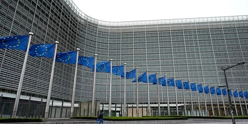 Eurobarómetro 2025: Ciudadanos de la UE piden más protección y unidad
