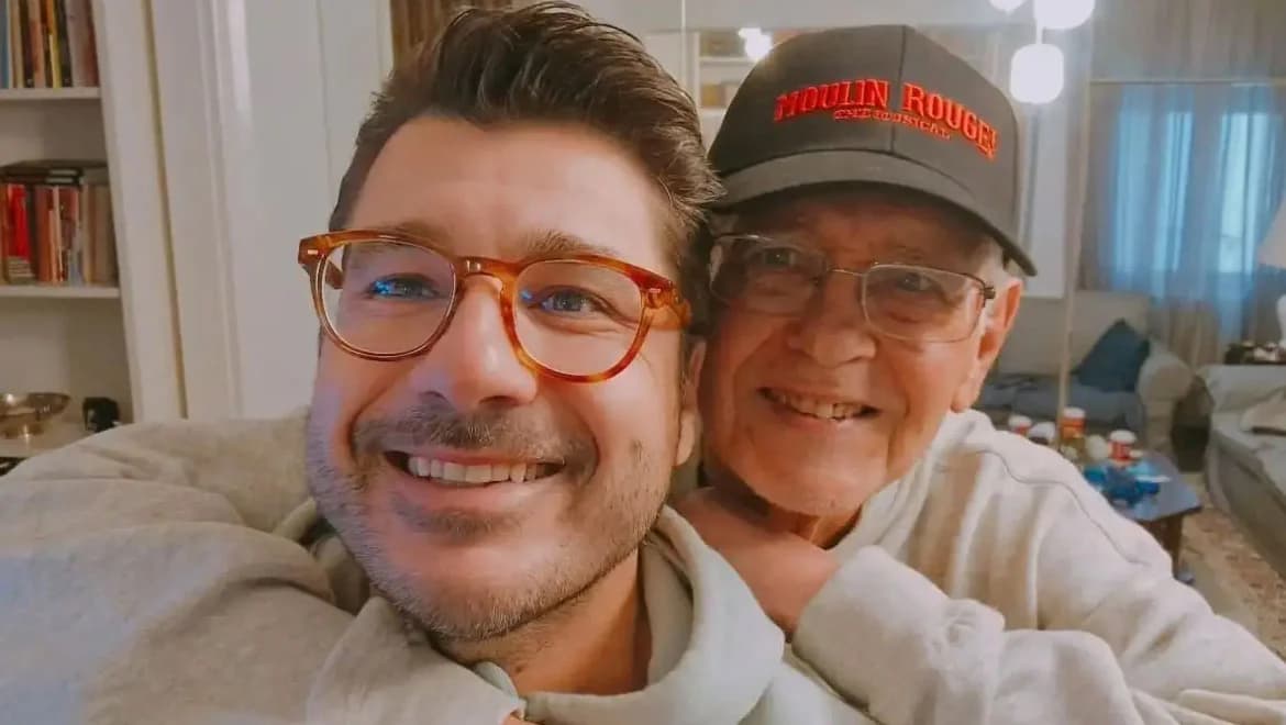 Lambros Konstantaras: Touching Post About His Father